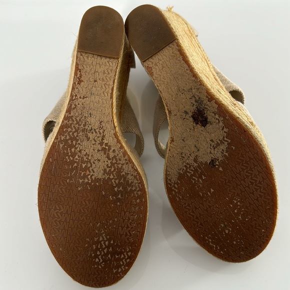 Michael Michael Kors Women’s Berkley Mid Wedge Sandals - Size 10 - Picture 9 of 9